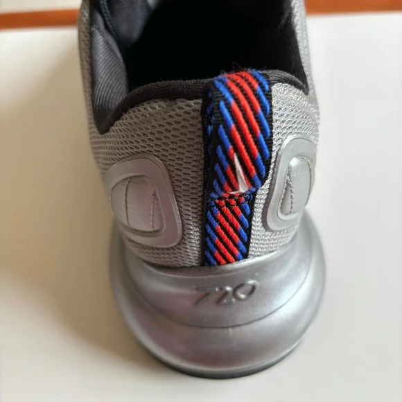 Nike AirMax 720 - Picture 15 of 16